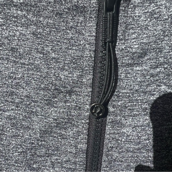 Lululemon define Heather gray full zip jacket size 8 - Picture 6 of 8